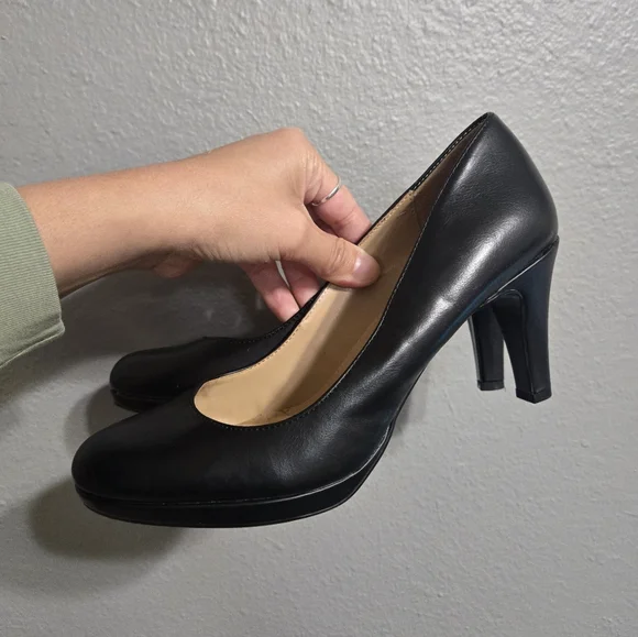 Naturalizer The Penny Black Heels Size 8 - Picture 5 of 13